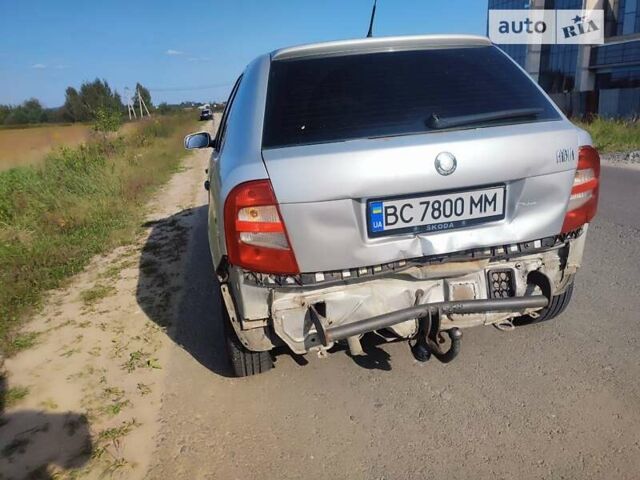 Сірий Шкода Фабія, об'ємом двигуна 1.4 л та пробігом 263 тис. км за 3000 $, фото 2 на Automoto.ua