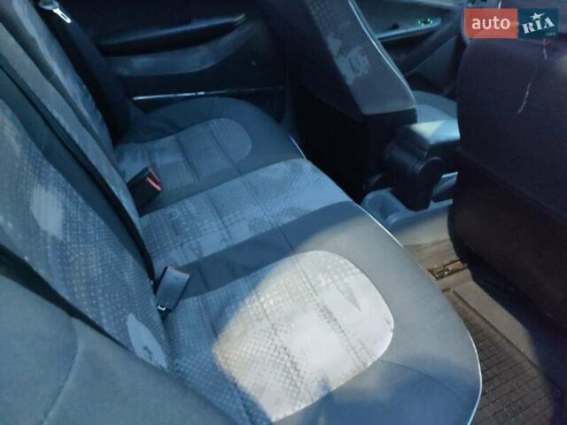 Сірий Шкода Фабія, об'ємом двигуна 1.4 л та пробігом 262 тис. км за 3500 $, фото 6 на Automoto.ua