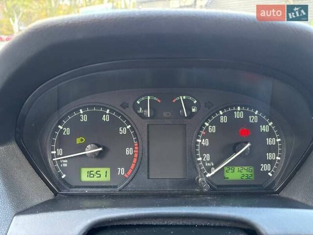 Серый Шкода Фабия, объемом двигателя 1.4 л и пробегом 291 тыс. км за 3500 $, фото 8 на Automoto.ua