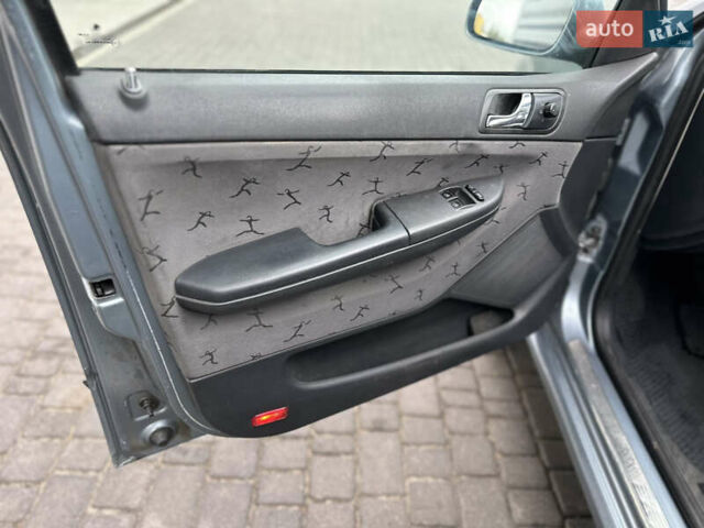 Серый Шкода Фабия, объемом двигателя 1.39 л и пробегом 270 тыс. км за 2900 $, фото 15 на Automoto.ua