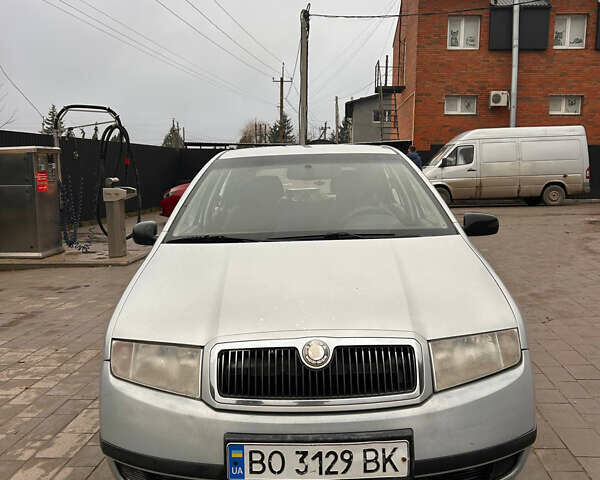 Серый Шкода Фабия, объемом двигателя 1.4 л и пробегом 285 тыс. км за 2999 $, фото 7 на Automoto.ua