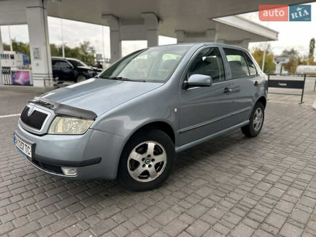 Серый Шкода Фабия, объемом двигателя 1.39 л и пробегом 270 тыс. км за 2900 $, фото 1 на Automoto.ua