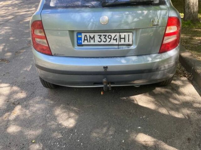 Серый Шкода Фабия, объемом двигателя 1.4 л и пробегом 270 тыс. км за 2700 $, фото 4 на Automoto.ua