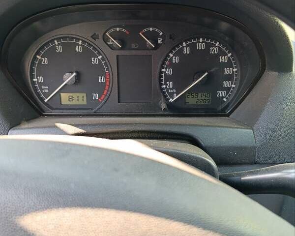 Сірий Шкода Фабія, об'ємом двигуна 1.4 л та пробігом 260 тис. км за 3000 $, фото 5 на Automoto.ua