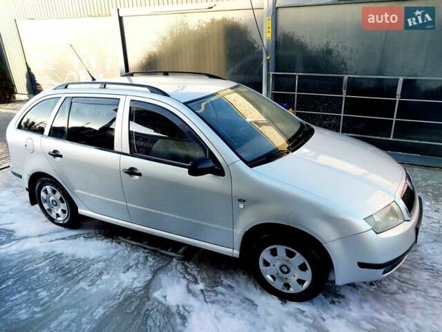 Сірий Шкода Фабія, об'ємом двигуна 1.4 л та пробігом 253 тис. км за 3300 $, фото 4 на Automoto.ua