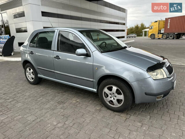 Серый Шкода Фабия, объемом двигателя 1.39 л и пробегом 270 тыс. км за 2900 $, фото 7 на Automoto.ua