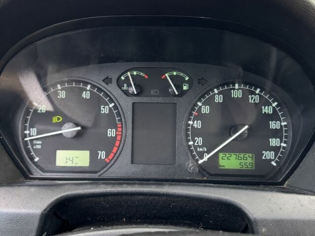 Сірий Шкода Фабія, об'ємом двигуна 1.4 л та пробігом 250 тис. км за 2500 $, фото 16 на Automoto.ua