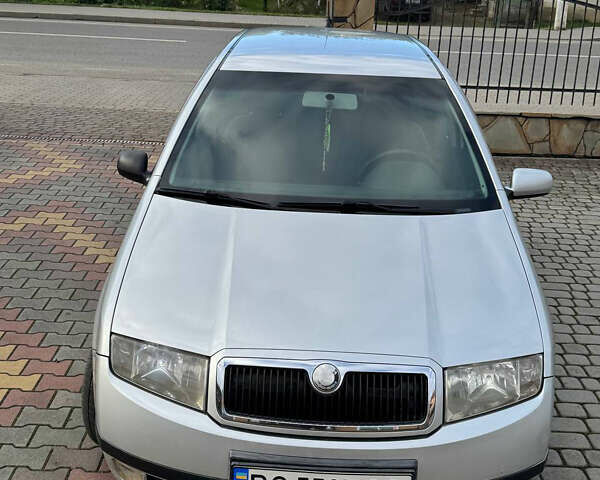 Серый Шкода Фабия, объемом двигателя 1.39 л и пробегом 195 тыс. км за 4495 $, фото 1 на Automoto.ua