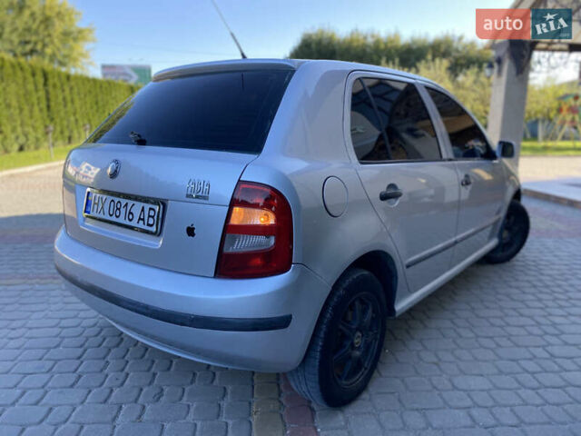 Сірий Шкода Фабія, об'ємом двигуна 1.4 л та пробігом 233 тис. км за 2650 $, фото 40 на Automoto.ua