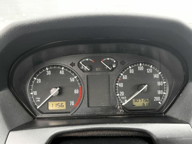 Серый Шкода Фабия, объемом двигателя 1.4 л и пробегом 307 тыс. км за 3000 $, фото 10 на Automoto.ua