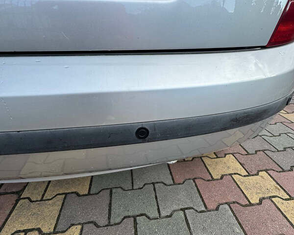 Серый Шкода Фабия, объемом двигателя 1.39 л и пробегом 195 тыс. км за 4495 $, фото 25 на Automoto.ua