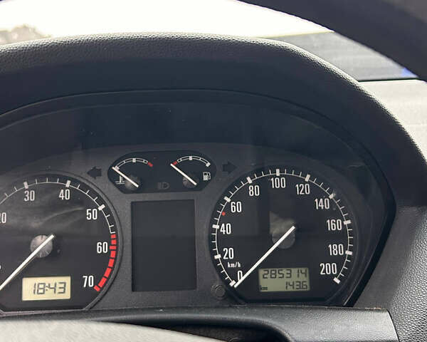 Серый Шкода Фабия, объемом двигателя 1.4 л и пробегом 285 тыс. км за 2999 $, фото 10 на Automoto.ua