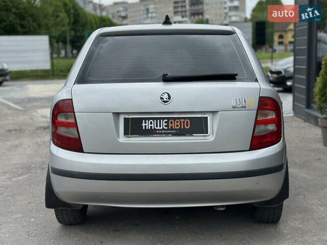 Серый Шкода Фабия, объемом двигателя 1.4 л и пробегом 182 тыс. км за 3900 $, фото 20 на Automoto.ua