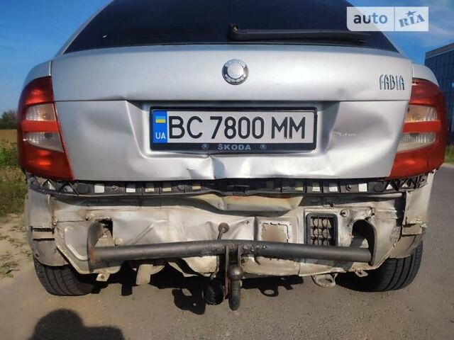 Сірий Шкода Фабія, об'ємом двигуна 1.4 л та пробігом 263 тис. км за 3000 $, фото 6 на Automoto.ua
