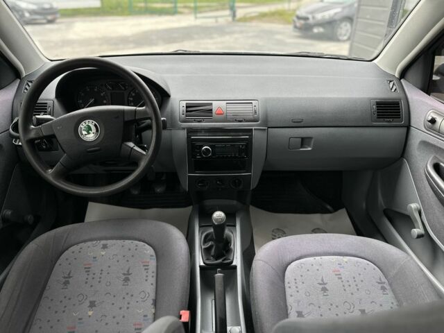 Сірий Шкода Фабія, об'ємом двигуна 1.4 л та пробігом 182 тис. км за 3700 $, фото 14 на Automoto.ua