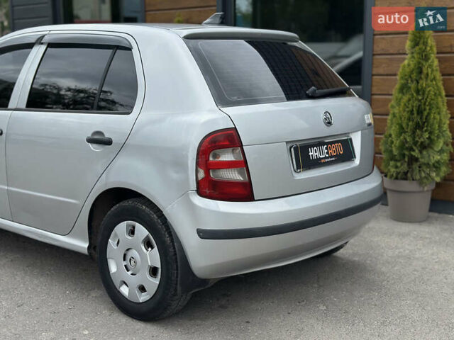 Серый Шкода Фабия, объемом двигателя 1.4 л и пробегом 182 тыс. км за 3900 $, фото 18 на Automoto.ua