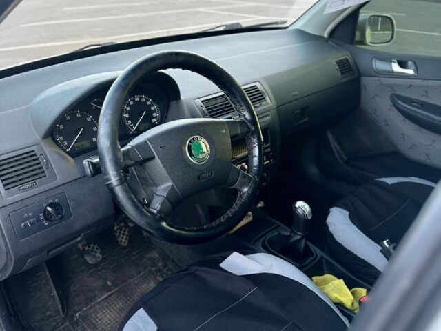 Сірий Шкода Фабія, об'ємом двигуна 0 л та пробігом 244 тис. км за 3200 $, фото 6 на Automoto.ua