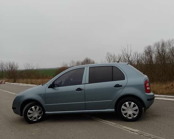 Сірий Шкода Фабія, об'ємом двигуна 1.2 л та пробігом 325 тис. км за 3450 $, фото 7 на Automoto.ua