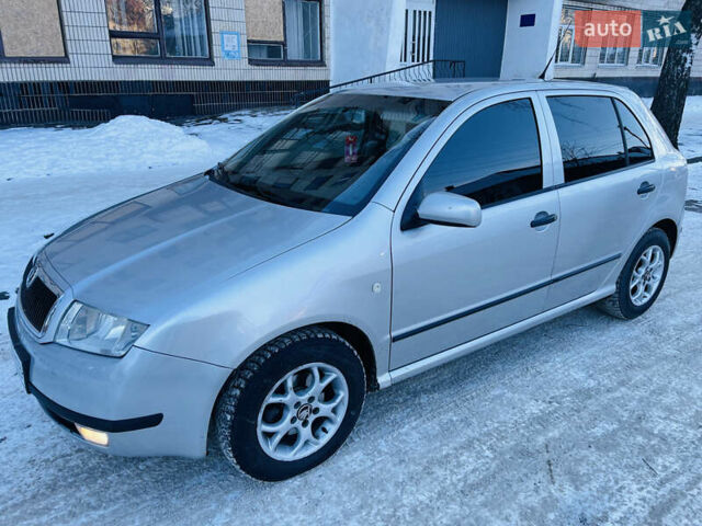 Сірий Шкода Фабія, об'ємом двигуна 1.4 л та пробігом 198 тис. км за 5050 $, фото 2 на Automoto.ua
