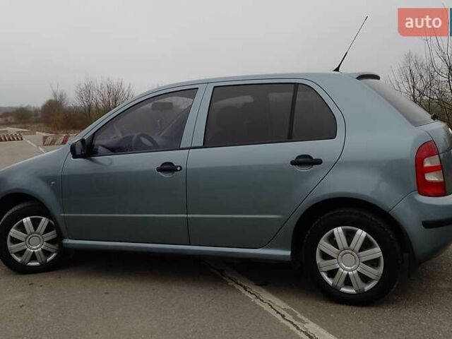 Сірий Шкода Фабія, об'ємом двигуна 1.2 л та пробігом 325 тис. км за 3450 $, фото 4 на Automoto.ua