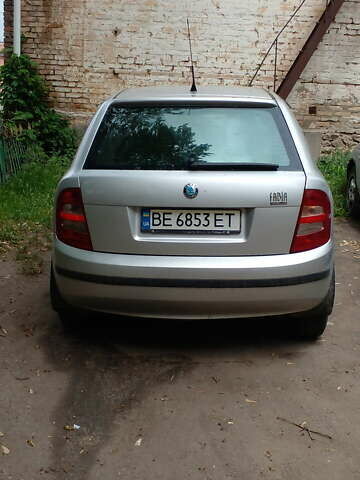 Сірий Шкода Фабія, об'ємом двигуна 1.2 л та пробігом 348 тис. км за 3500 $, фото 3 на Automoto.ua