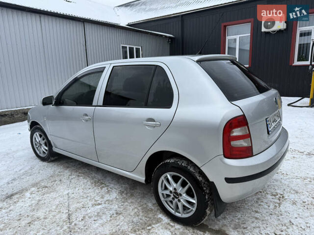 Серый Шкода Фабия, объемом двигателя 1.2 л и пробегом 240 тыс. км за 2750 $, фото 3 на Automoto.ua