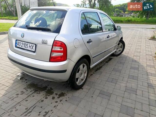 Сірий Шкода Фабія, об'ємом двигуна 1.39 л та пробігом 260 тис. км за 3799 $, фото 7 на Automoto.ua