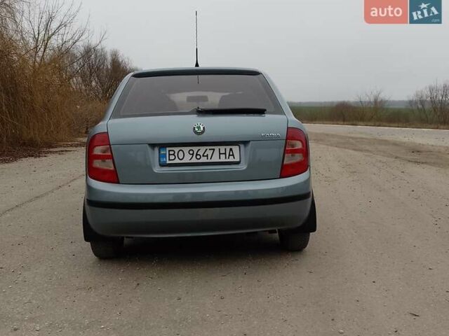 Сірий Шкода Фабія, об'ємом двигуна 1.2 л та пробігом 325 тис. км за 3450 $, фото 19 на Automoto.ua