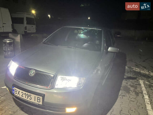 Сірий Шкода Фабія, об'ємом двигуна 1.39 л та пробігом 236 тис. км за 4200 $, фото 12 на Automoto.ua