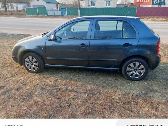 Серый Шкода Фабия, объемом двигателя 1.39 л и пробегом 184 тыс. км за 4000 $, фото 22 на Automoto.ua
