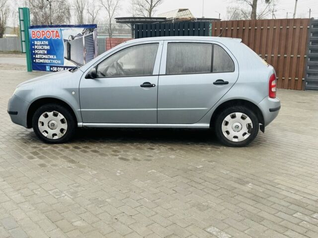 Сірий Шкода Фабія, об'ємом двигуна 1.2 л та пробігом 122 тис. км за 2400 $, фото 6 на Automoto.ua