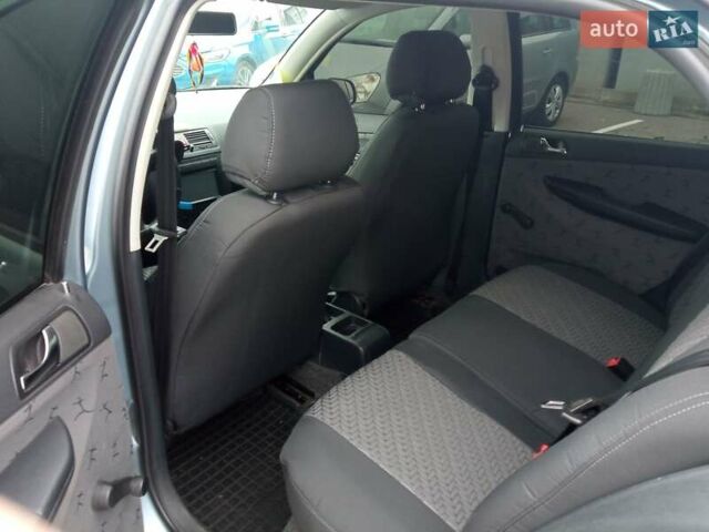 Серый Шкода Фабия, объемом двигателя 1.2 л и пробегом 244 тыс. км за 3700 $, фото 23 на Automoto.ua