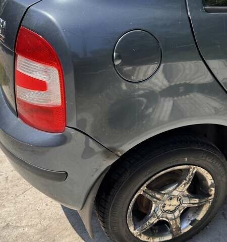 Сірий Шкода Фабія, об'ємом двигуна 1.2 л та пробігом 105 тис. км за 3500 $, фото 28 на Automoto.ua