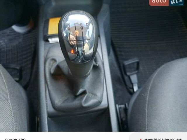 Серый Шкода Фабия, объемом двигателя 1.39 л и пробегом 184 тыс. км за 4000 $, фото 5 на Automoto.ua