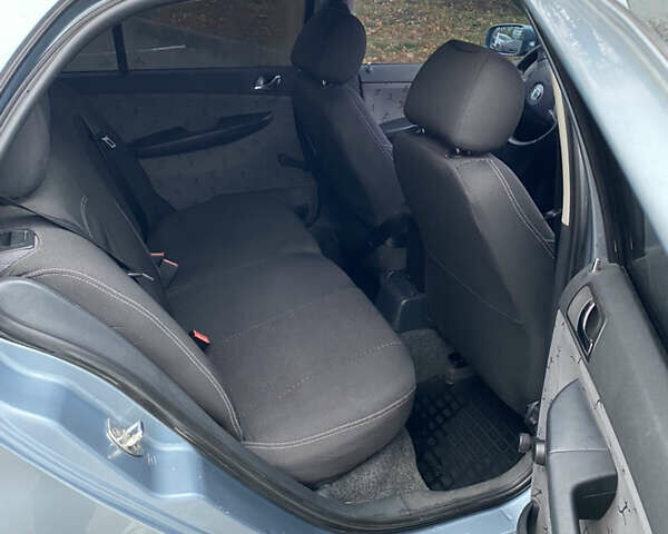 Серый Шкода Фабия, объемом двигателя 1.2 л и пробегом 312 тыс. км за 3599 $, фото 9 на Automoto.ua