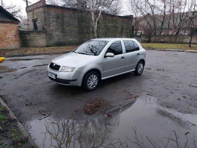 Серый Шкода Фабия, объемом двигателя 1.2 л и пробегом 196 тыс. км за 3400 $, фото 1 на Automoto.ua
