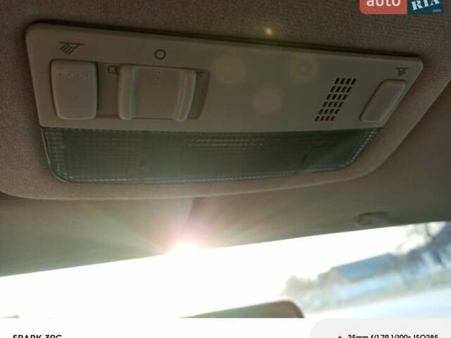 Серый Шкода Фабия, объемом двигателя 1.39 л и пробегом 184 тыс. км за 4000 $, фото 3 на Automoto.ua