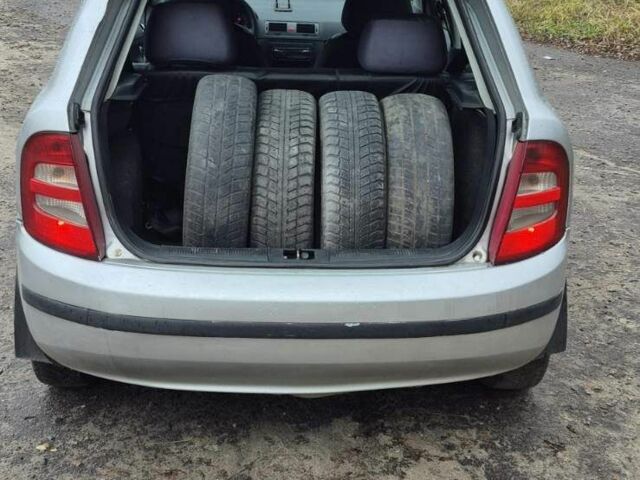 Сірий Шкода Фабія, об'ємом двигуна 0 л та пробігом 350 тис. км за 1800 $, фото 7 на Automoto.ua