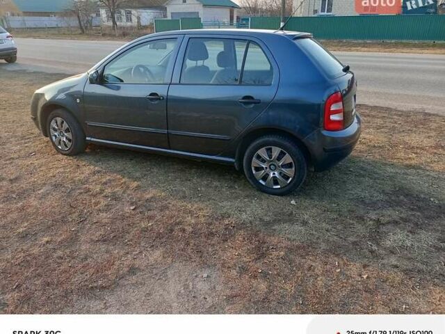 Серый Шкода Фабия, объемом двигателя 1.39 л и пробегом 184 тыс. км за 4000 $, фото 19 на Automoto.ua