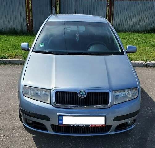 Сірий Шкода Фабія, об'ємом двигуна 1.39 л та пробігом 237 тис. км за 4350 $, фото 1 на Automoto.ua