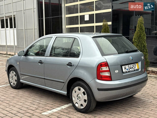 Сірий Шкода Фабія, об'ємом двигуна 1.4 л та пробігом 208 тис. км за 5399 $, фото 13 на Automoto.ua