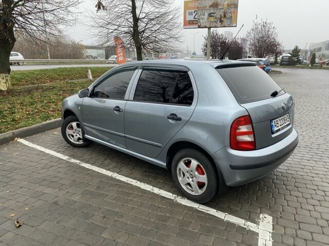 Серый Шкода Фабия, объемом двигателя 1.2 л и пробегом 312 тыс. км за 3600 $, фото 1 на Automoto.ua