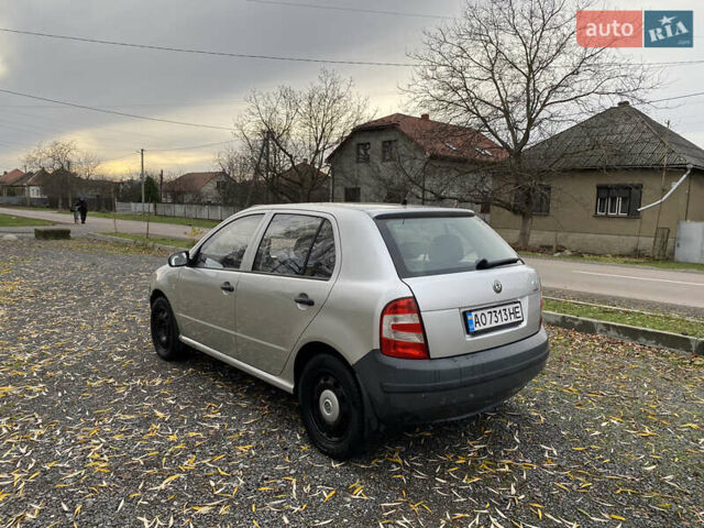Серый Шкода Фабия, объемом двигателя 1.2 л и пробегом 777 тыс. км за 1999 $, фото 6 на Automoto.ua