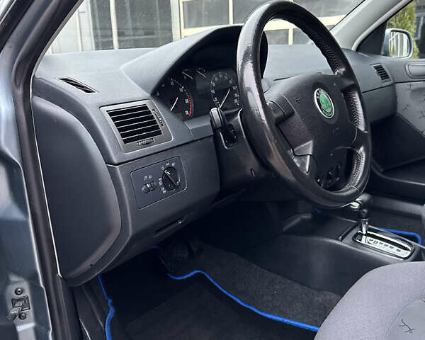 Сірий Шкода Фабія, об'ємом двигуна 1.4 л та пробігом 208 тис. км за 5399 $, фото 34 на Automoto.ua