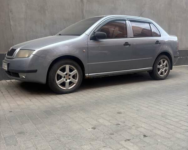 Сірий Шкода Фабія, об'ємом двигуна 1.2 л та пробігом 270 тис. км за 3700 $, фото 1 на Automoto.ua