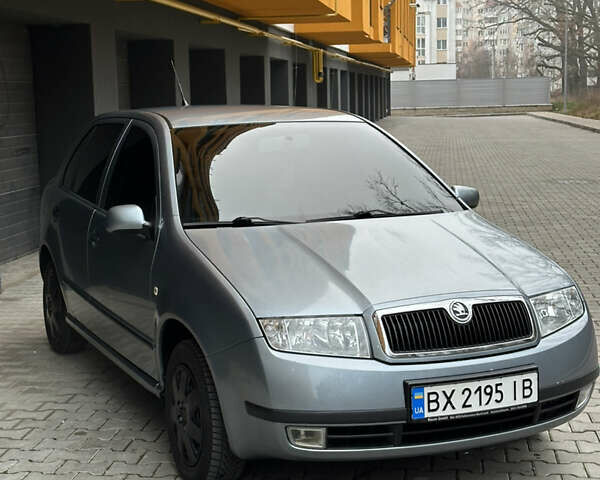 Серый Шкода Фабия, объемом двигателя 1.39 л и пробегом 236 тыс. км за 4000 $, фото 9 на Automoto.ua