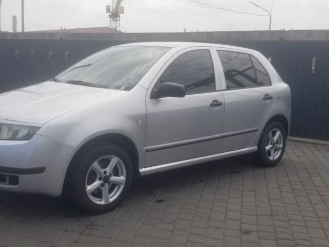 Сірий Шкода Фабія, об'ємом двигуна 1.2 л та пробігом 235 тис. км за 3500 $, фото 6 на Automoto.ua