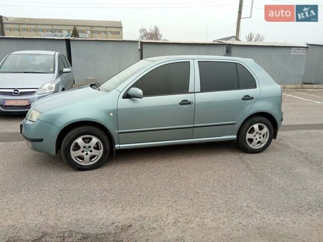 Серый Шкода Фабия, объемом двигателя 1.2 л и пробегом 244 тыс. км за 3700 $, фото 3 на Automoto.ua