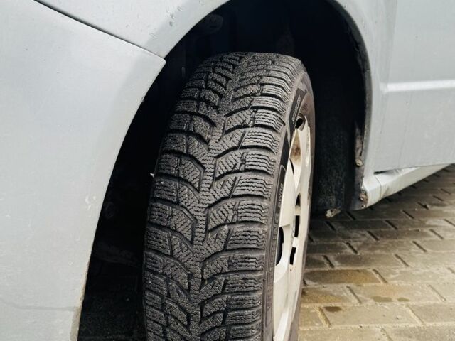 Сірий Шкода Фабія, об'ємом двигуна 1.2 л та пробігом 122 тис. км за 2400 $, фото 10 на Automoto.ua