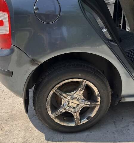 Сірий Шкода Фабія, об'ємом двигуна 1.2 л та пробігом 105 тис. км за 3500 $, фото 14 на Automoto.ua